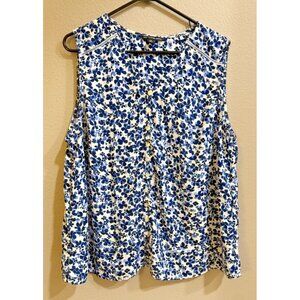 Zac & Rachel Woman Floral Sleeveless V-Neck Blouse Top Size 1X Blue White Button